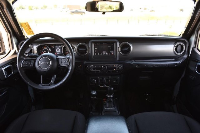 Used 2023 Jeep Wrangler Unlimited Sport AWD/4WD image 7