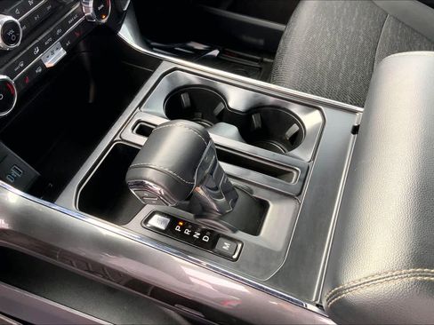 Certified 2022 Ford F150 XLT w/ Equipment Group 302A High image 16