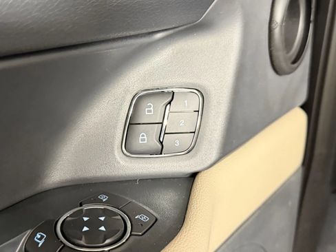 Used 2022 Ford Expedition Max XLT AWD/4WD image 17