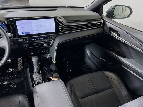 Certified 2025 Toyota Camry XSE FWD image 21