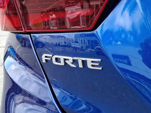 Used 2019 Kia Forte LXS FWD image 30