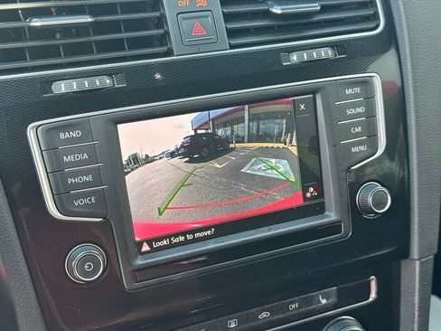 Used 2016 Volkswagen GTI S FWD image 43