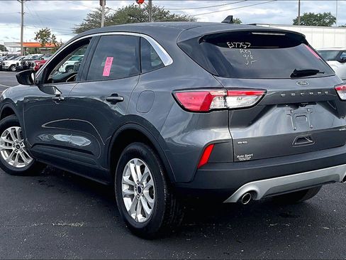 Used 2022 Ford Escape SE w/ Convenience Package AWD/4WD image 6