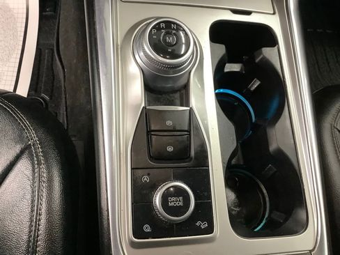 Used 2020 Ford Explorer Limited image 17