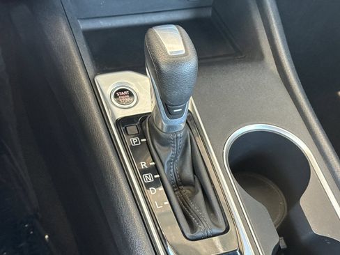 Used 2022 Nissan Altima 2.5 SV FWD image 30