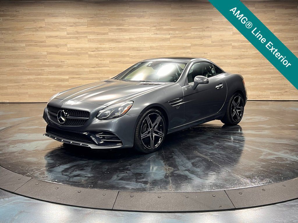 Used 2020 Mercedes-Benz SLC 300 image 4