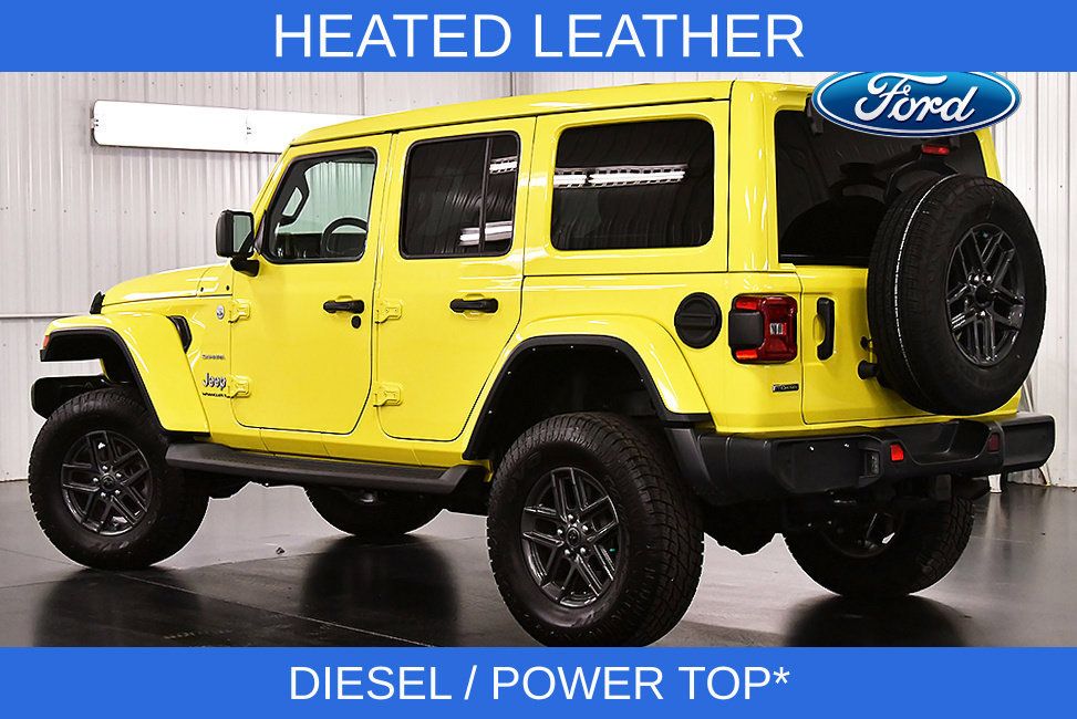 Used 2023 Jeep Wrangler Unlimited Sahara w/ LED Lighting Group AWD/4WD image 5