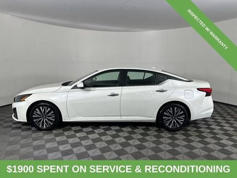 Used 2023 Nissan Altima 2.5 SV FWD image 3