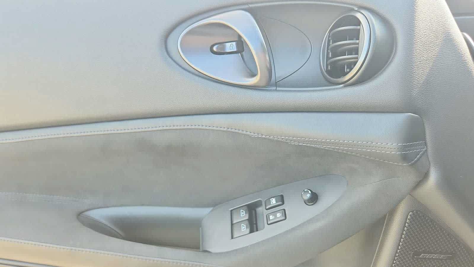 Used 2024 Nissan Z Performance w/ Floor Mat Package RWD image 18