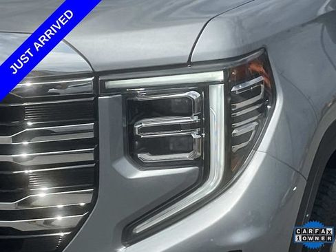 Used 2026 GMC Sierra 1500 SLT w/ SLT Premium Package AWD/4WD image 9
