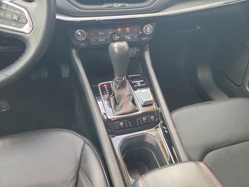 Used 2022 Jeep Compass Trailhawk w/ Trailhawk Convenience Group AWD/4WD image 22