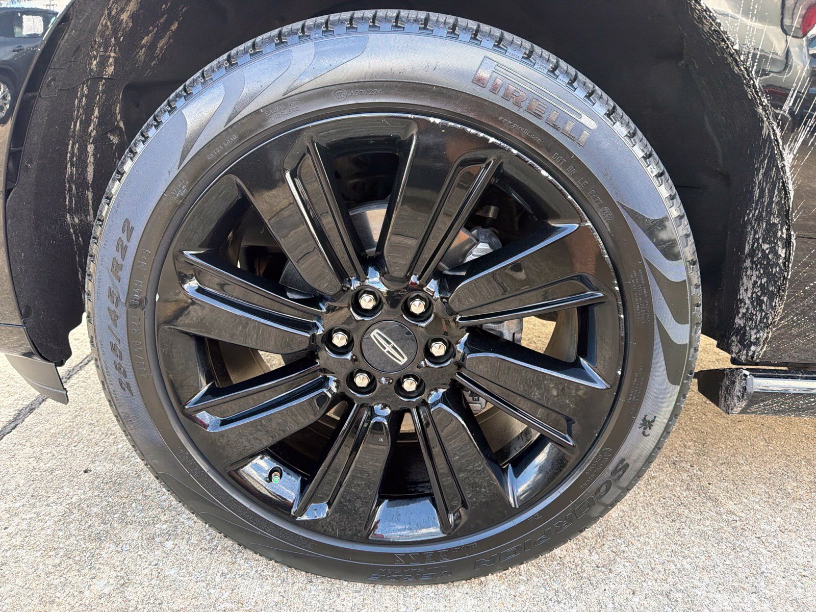 Used 2023 Lincoln Navigator L Reserve RWD image 7