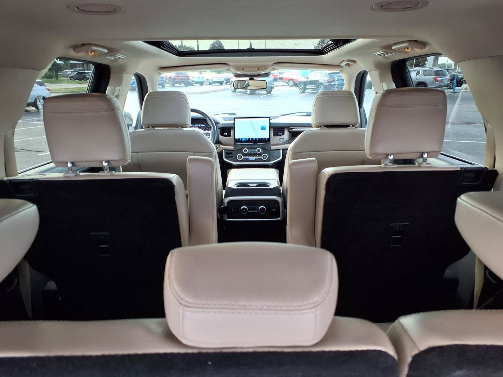 Used 2024 Ford Expedition Max Limited AWD/4WD image 34