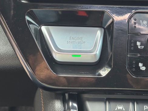 Used 2022 GMC Sierra 1500 AT4 w/ AT4 Premium Package image 20