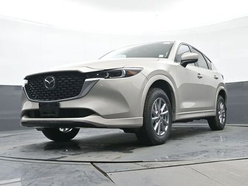 New 2025 MAZDA CX-5 AWD 2.5 S w/ Preferred Package image 24