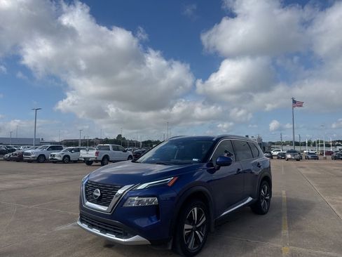 Certified 2023 Nissan Rogue Platinum w/ Platinum Premium Package FWD image 8