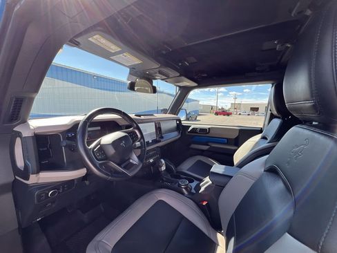 Used 2022 Ford Bronco Wildtrak image 10