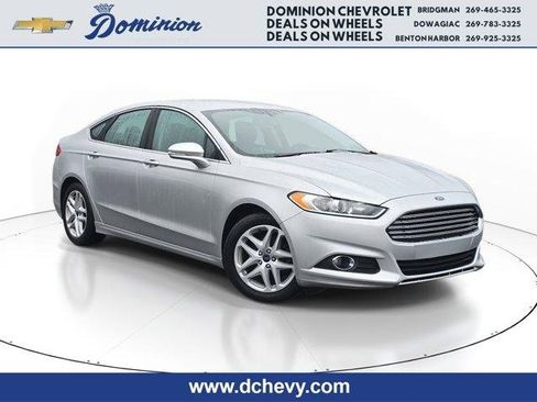 Used 2014 Ford Fusion SE w/ Equipment Group 202A image 1