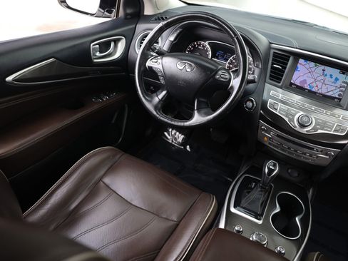 Used 2019 INFINITI QX60 Luxe w/ Essential Package FWD image 24