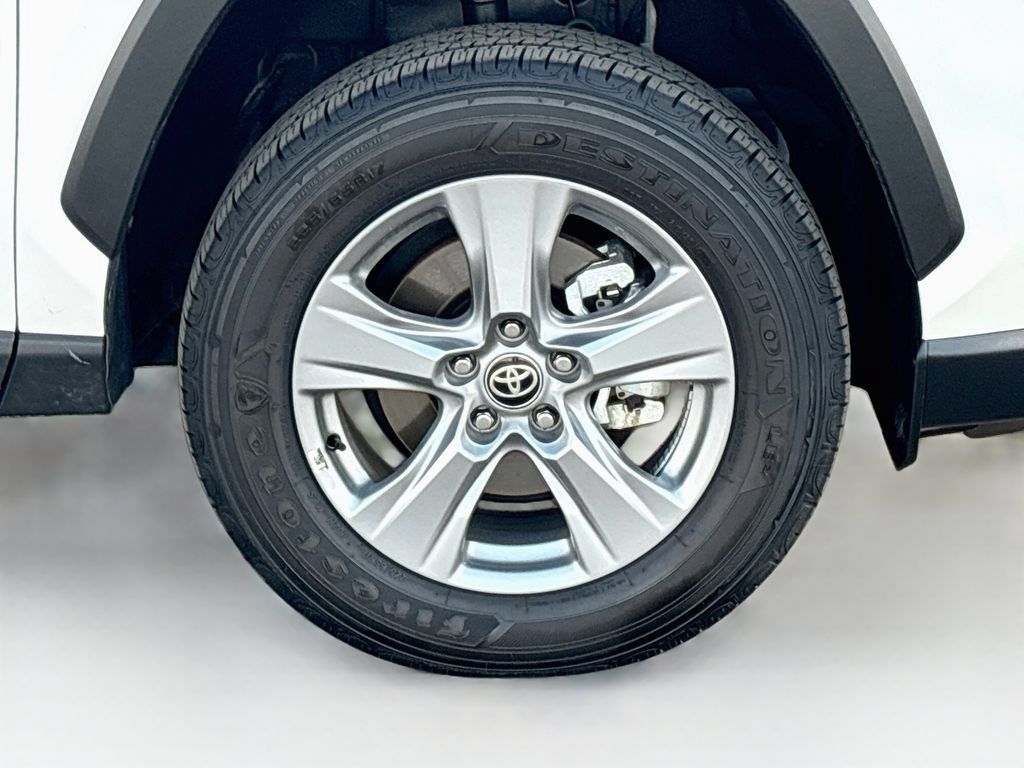 Certified 2025 Toyota RAV4 XLE w/ Weather Package AWD/4WD image 31