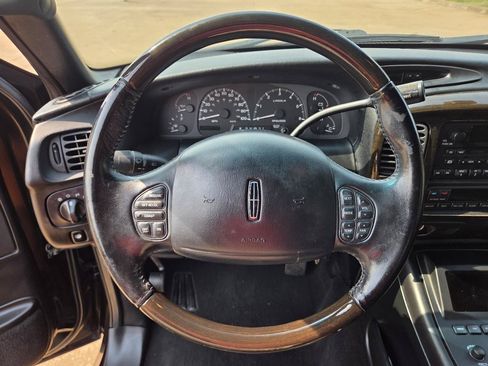 Used 2002 Lincoln Blackwood RWD image 15