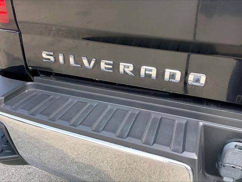 Used 2015 Chevrolet Silverado 2500 LT w/ LT Convenience Package image 10