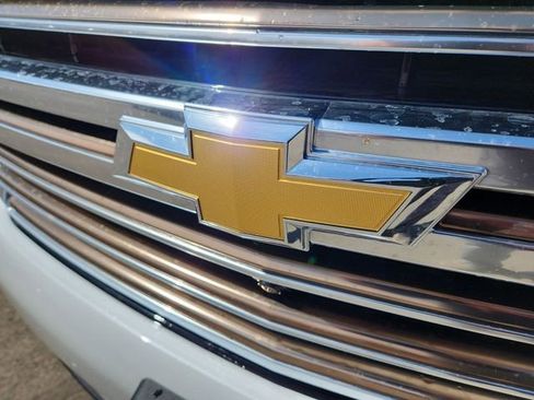 Certified 2024 Chevrolet Suburban High Country w/ Max Trailering Package image 31