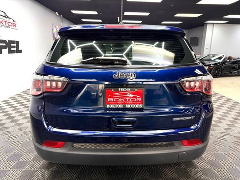 Used 2018 Jeep Compass Sport FWD image 12