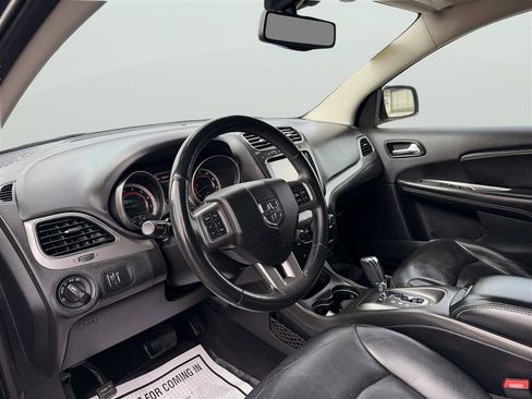 Used 2015 Dodge Journey Crossroad w/ Flexible Seating Group image 24