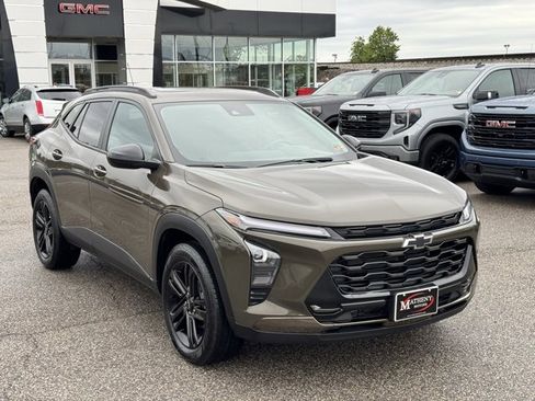 Certified 2024 Chevrolet Trax ACTIV w/ Sunroof Package image 7