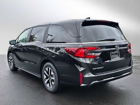 New 2026 Honda Odyssey EX-L image 5