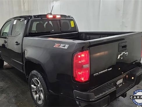 Used 2018 Chevrolet Colorado Z71 image 3
