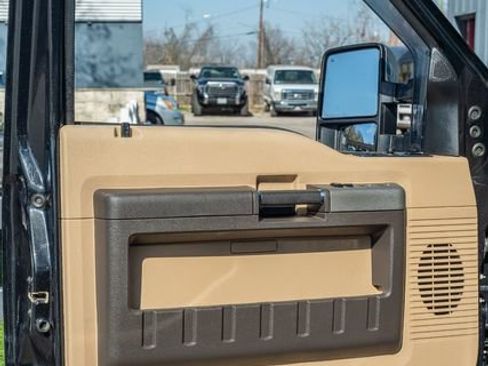 Used 2011 Ford F350 Lariat w/ Lariat Ultimate Pkg image 17