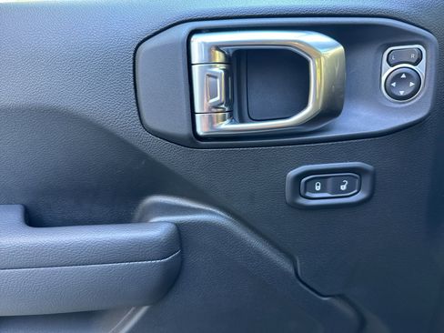 New 2026 Jeep Gladiator Willys image 11