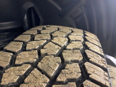 Used 2021 Jeep Wrangler Unlimited Sahara AWD/4WD image 34
