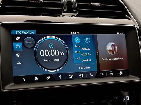 Used 2019 Jaguar F-PACE S image 24