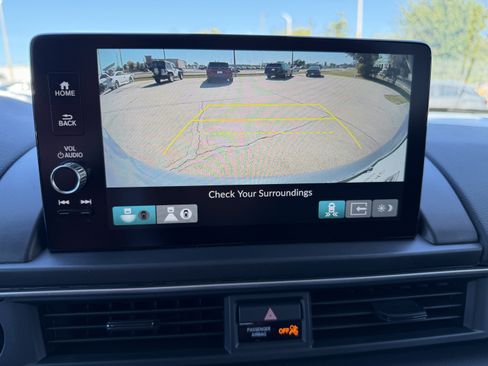 Used 2024 Honda Pilot Elite image 22