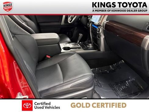 Used 2022 Toyota 4Runner Limited AWD/4WD image 12
