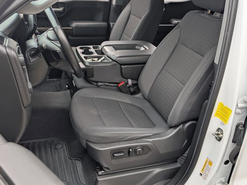 Used 2020 Chevrolet Silverado 1500 LT w/ All-Star Edition image 16