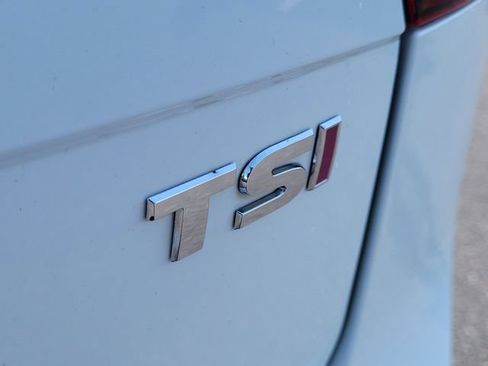 Used 2018 Volkswagen Tiguan S FWD image 7