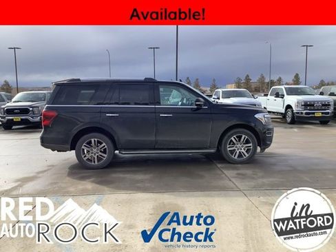 Used 2023 Ford Expedition Limited image 5