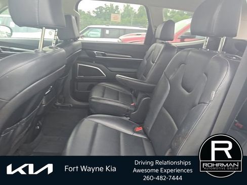 Certified 2025 Kia Telluride S AWD/4WD image 9