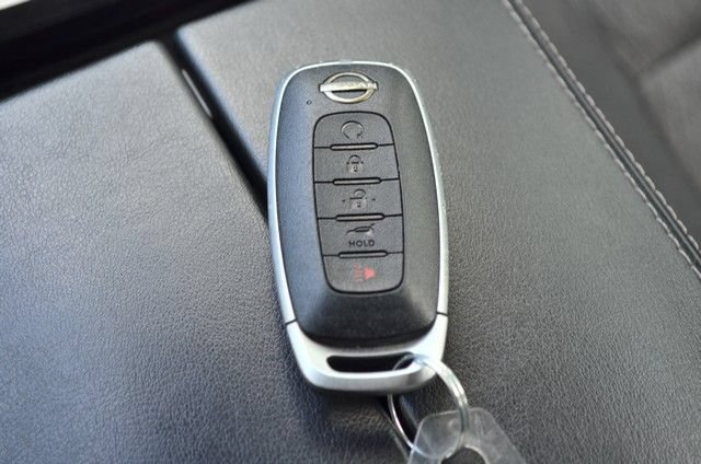 Used 2025 Nissan Rogue SV AWD/4WD image 24