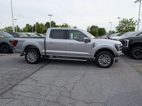 New 2025 Ford F150 Lariat w/ Equipment Group 501A Mid image 3