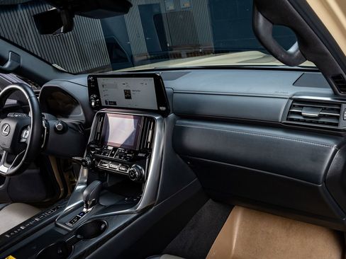 Used 2025 Lexus LX 700h Overtrail image 17