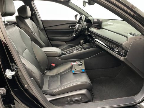 Used 2024 Honda Accord Sport image 35