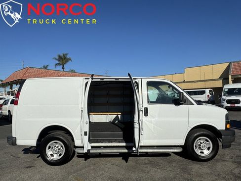 Used 2023 Chevrolet Express 2500 w/ Driver Convenience Package image 2