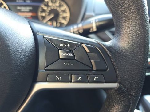 Used 2024 Nissan Altima 2.5 SV FWD image 23