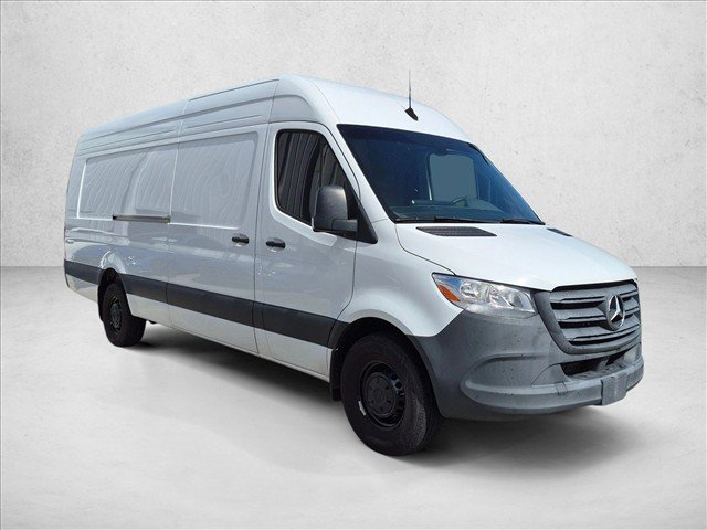 Used 2024 Mercedes-Benz Sprinter 2500 image 3