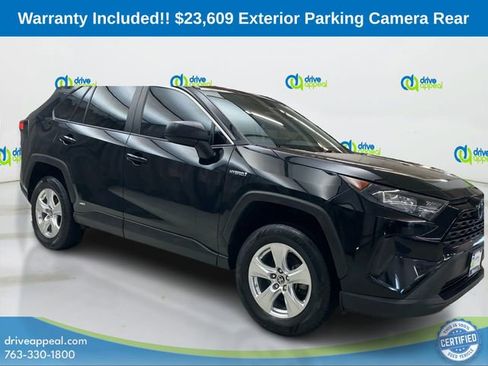 Used 2021 Toyota RAV4 LE image 3
